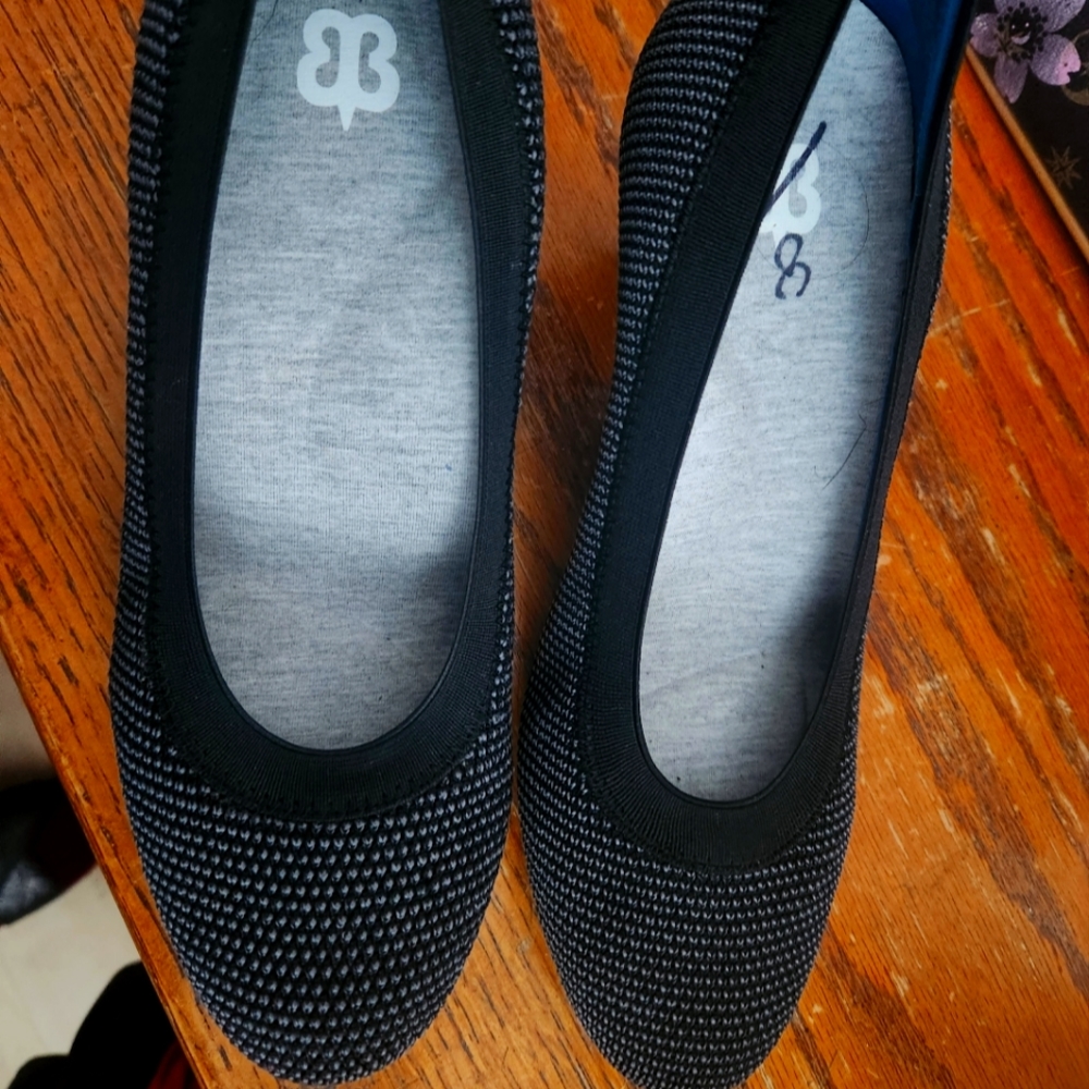 The comfiest beta brand heels!